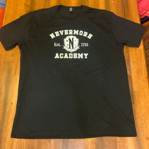 Nevermore Academy T-shirt XXL Black White Netflix Wednesday series Short sleeve